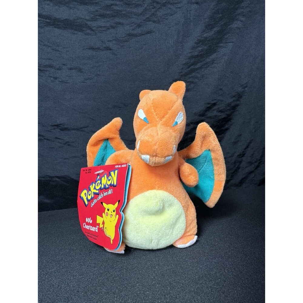 Vintage Charizard #06 Pokemon 6” Soft Beanie Plush Figure 1998 w/ Original Tags